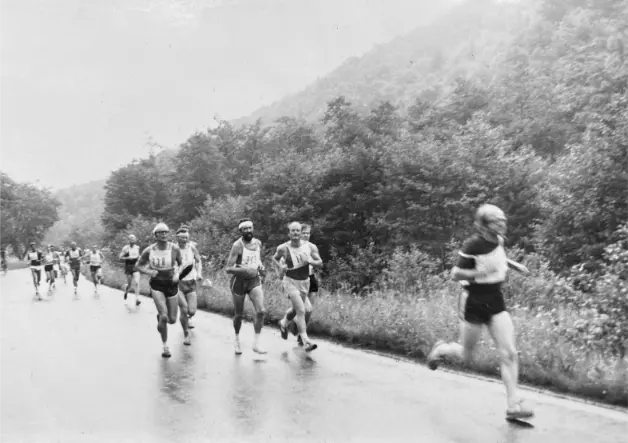 CBTM III ročník 1983 na trati v daždi
